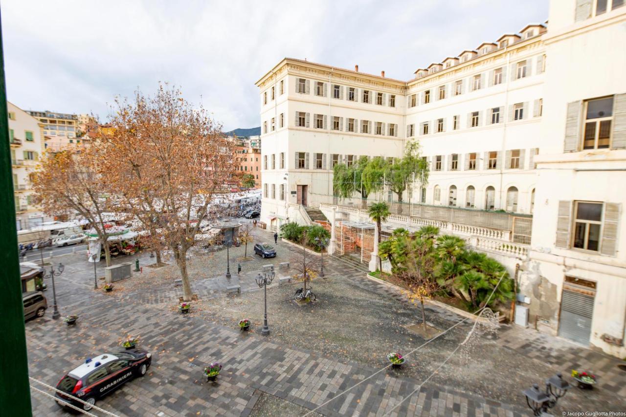 Homeholidaysanremo - Palace Esterno foto